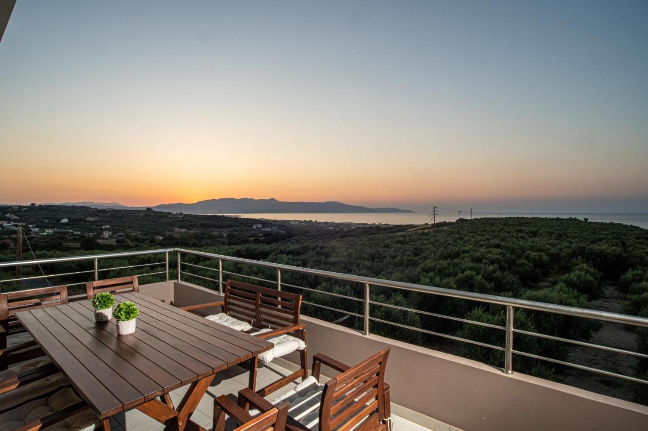 Villa Elisabeth View Gerani  Dış mekan fotoğraf